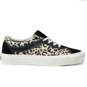 EUC VANS UltraCush BOLD NI Leopard Canvas Suede Old Skool Shoes